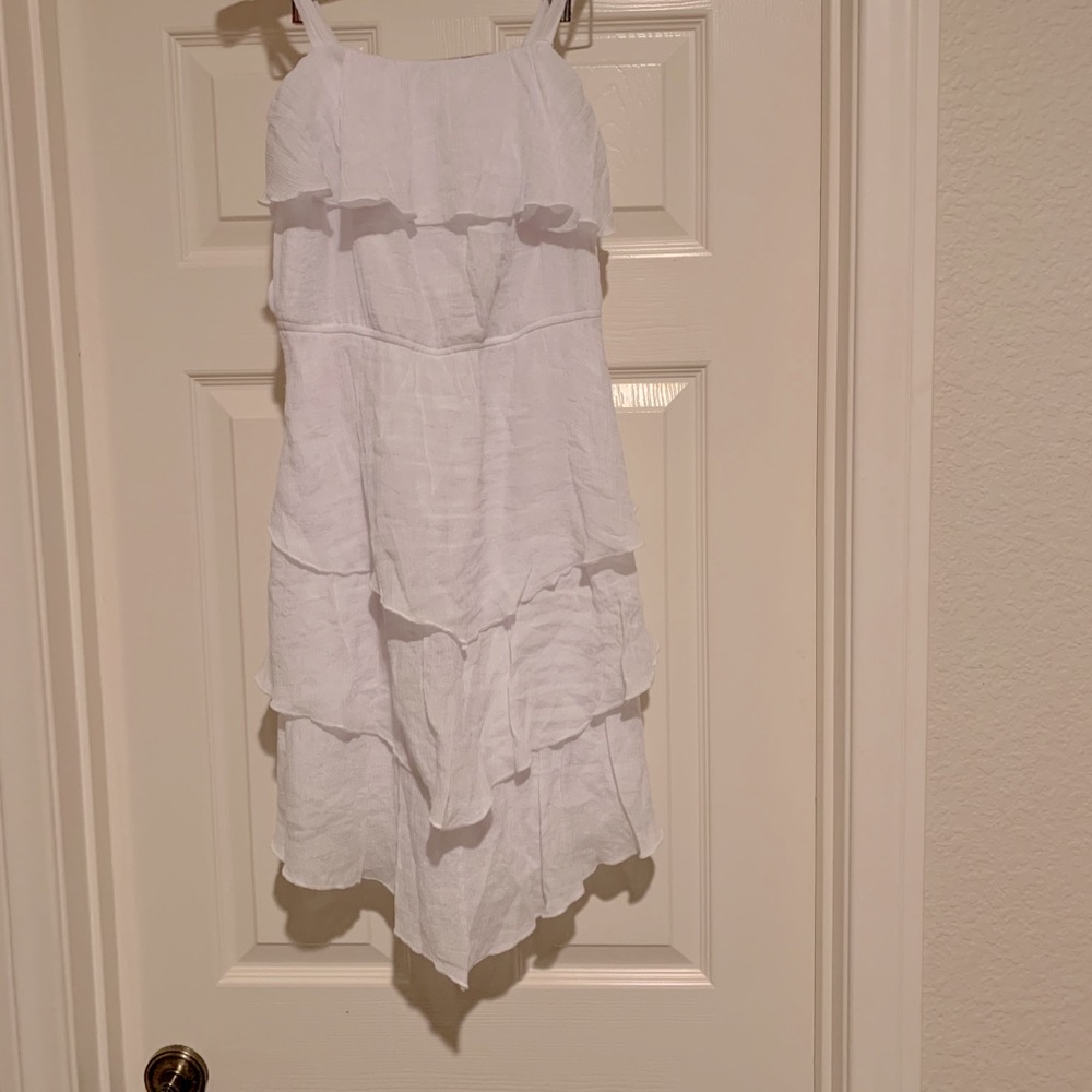 Little‎ girls ruffly dress